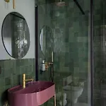 Ikonik Jean Medecin Hotel Nice