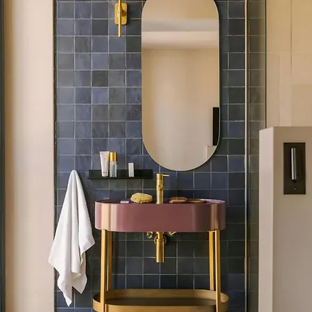 Hotel Ikonik Jean Medecin 4*