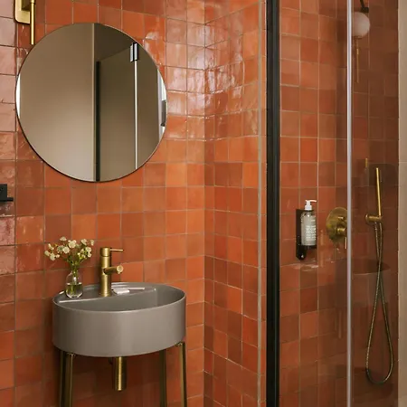 Ikonik Jean Medecin Otel Nice