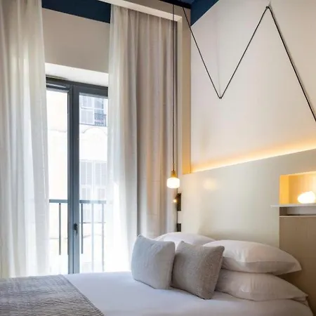 Hotel Ikonik Jean Medecin 4*