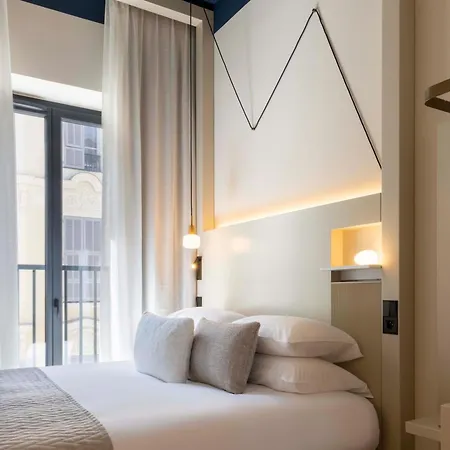 Hotel Ikonik Jean Medecin 4*
