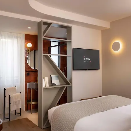Hotel Ikonik Jean Medecin 4*