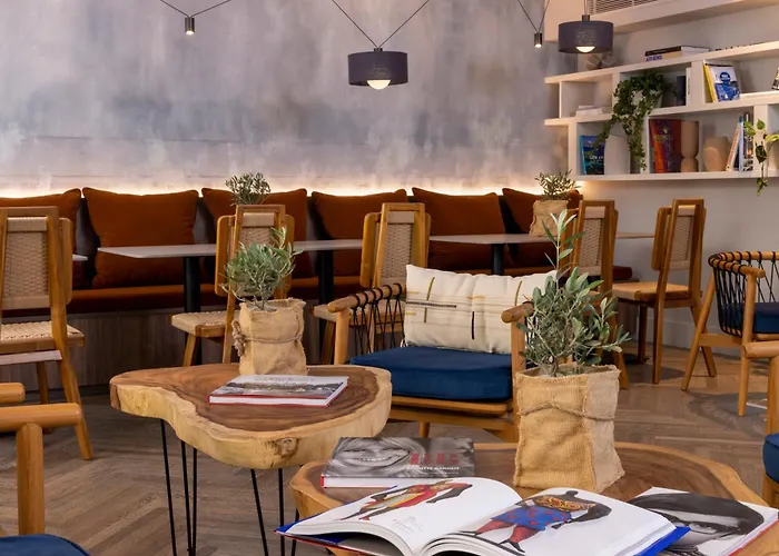 Ikonik Jean Medecin Hotel