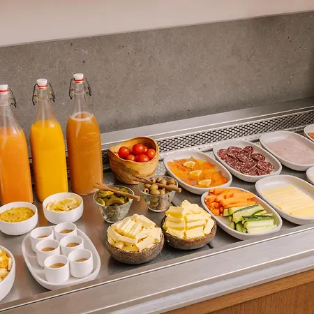 Hotel Sonder At Yelo Jean Médecin 4*
